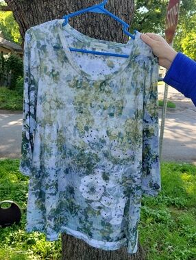 Dress Barn Green & White Floral Scoop Neck Three-quarter Sleeve Top